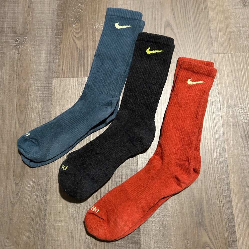 Nike crew socks